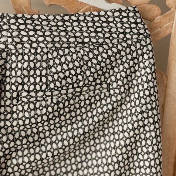 Women’s Lined Black and White Geometeic Dress Pants - Picture 4 of 6